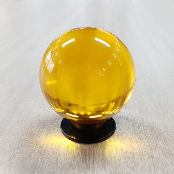 Achetez directement la fabrication de métier de la Chine les meilleurs enfants de maison des prix boule acrylique claire de jouet de résine de jeu de la boule 50MM boule acrylique colorée