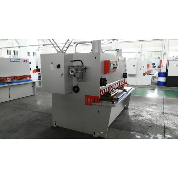 Гидравлические ножницы гильотины привода H13 Balde NC ножниц металлического листа для толстого стального вырезывания