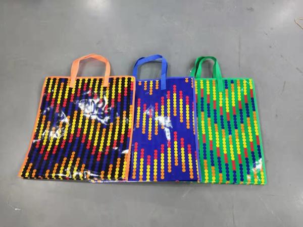 Sacos de compras de tecido laminados de PP personalizados com impressão de gravura