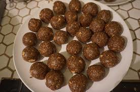 Industrial Protein Date Ball Automatic Encrusting Rounding Machine Production Line for Energy Snack Manufacturing