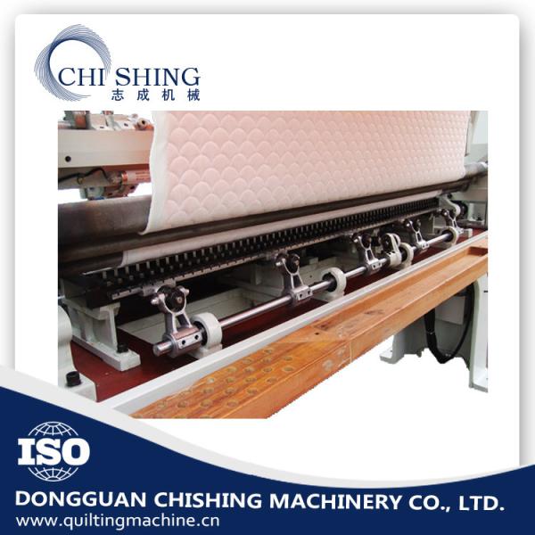 Two Needle Computerized Quilting Machine , 76 Inches 1.6 Meters Jacket Sewing Machine