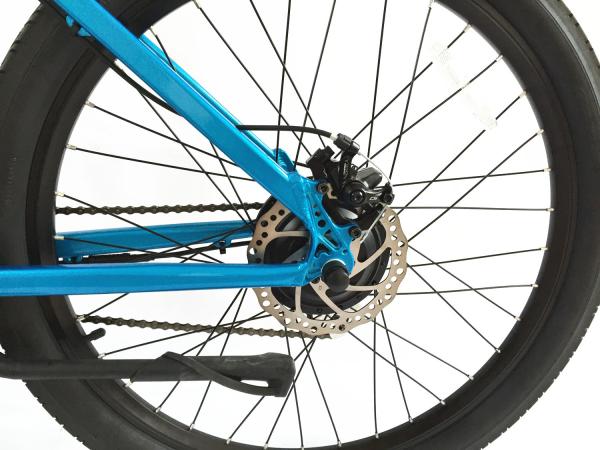 Disc Brakes Electric City Bike / Bicycle For Women 26×2.125 City Tyres CST