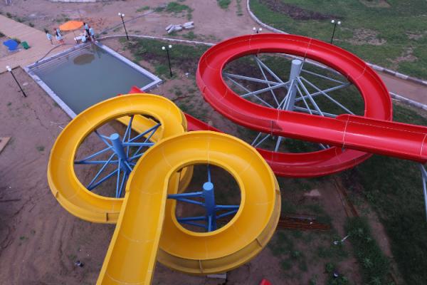 Water Park Construct Fiberglass Open Spiral Water Park Slide 400 Rider / H / Lane