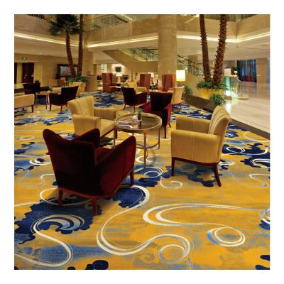Le lobby élégant et luxueux tapissent le tapis de luxe d'hospitalité avec du CE