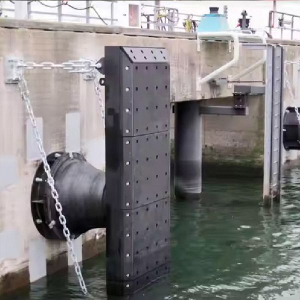 Défenses marines à haute absorption d'énergie, matériaux résistants à la corrosion, résistants aux UV