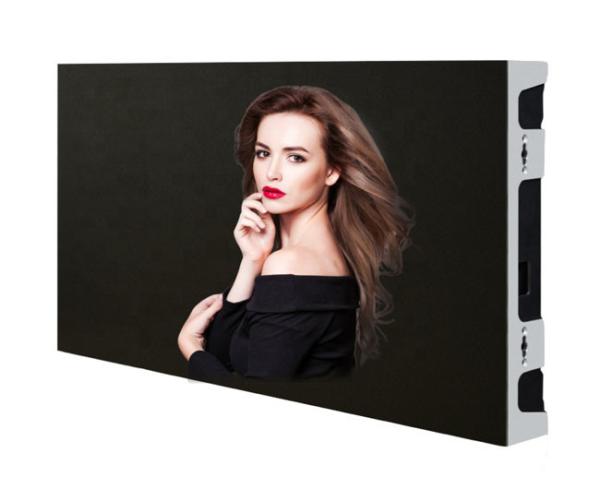P1.6 TV Station Video Wall Small Pitch HD LED Screen