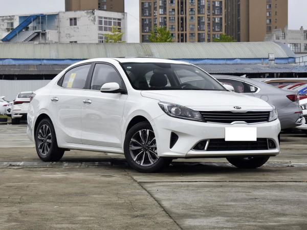 Carro adulto do sedan da gasolina de Seat da porta 5 do sedan 4 do combustível dos cavalos-força L4 do carro compacto 1.6L 123 do FORTE de KIA