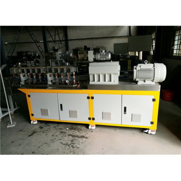 30kg/hr Lab Scale Extruder , Twin Screw Lab Extrusion Line For Polymer Samples