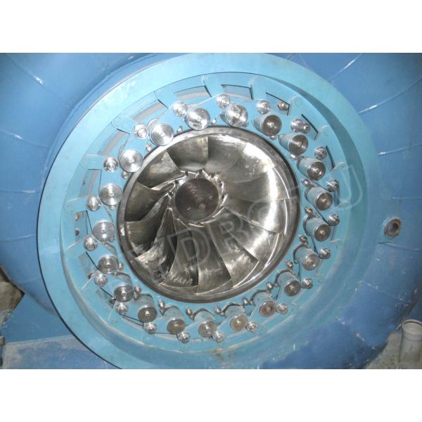 Horizontal / Vertical Shaft Pelton Wheel Water Turbine With Diameter Below 2m In Hydropower Project