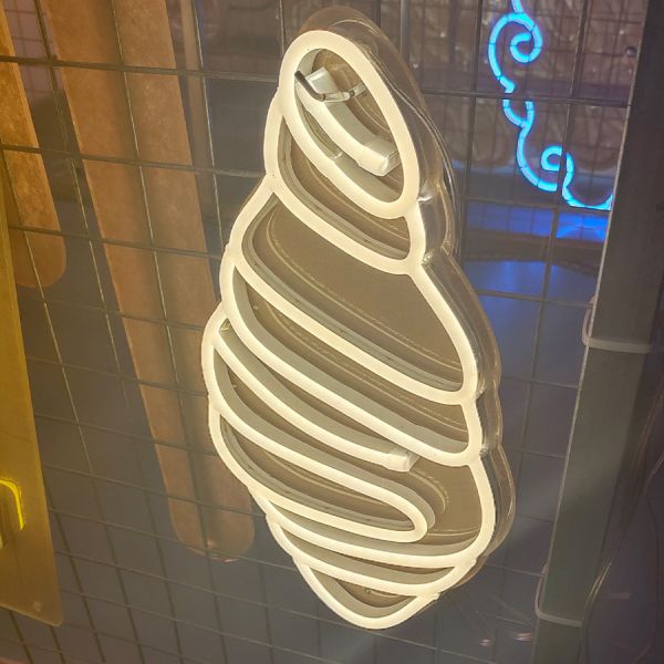 Deco освещения стены неоновой вывески пакета рожка круассана привело неоновую трубку гибкого трубопровода