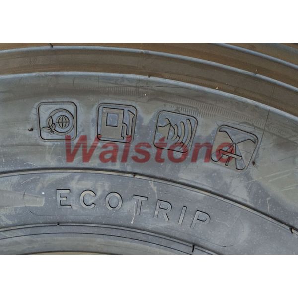 Driving Wheel 11R22.5 All Position Truck Tires Robust Massive Tread In Black Color