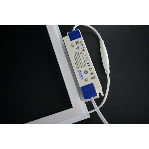 les lumières de cadre de 600*600mm LED, la puissance 36W/42W/48W, peuvent surface enfoncée/suspendre monté