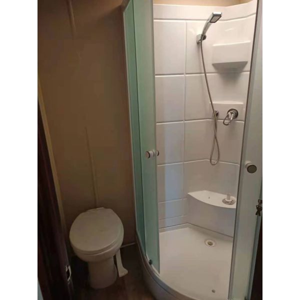 Полные прицепы для путешествий из стекловолокна Расширение прицепа для кемперов из твердой древесины мебели из стекловолокна