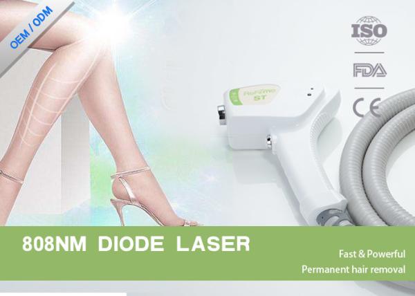 High Efficiency 808nm Diode Laser Hair Removal Machine 1 - 10Hz Frequency