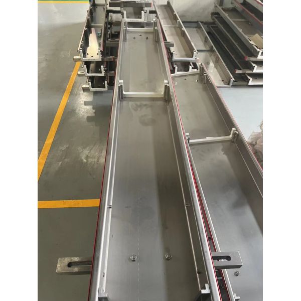 3CR17 Material Used in PE WOOD Molds Extrusion Moulding Die for Superior Decking Mold