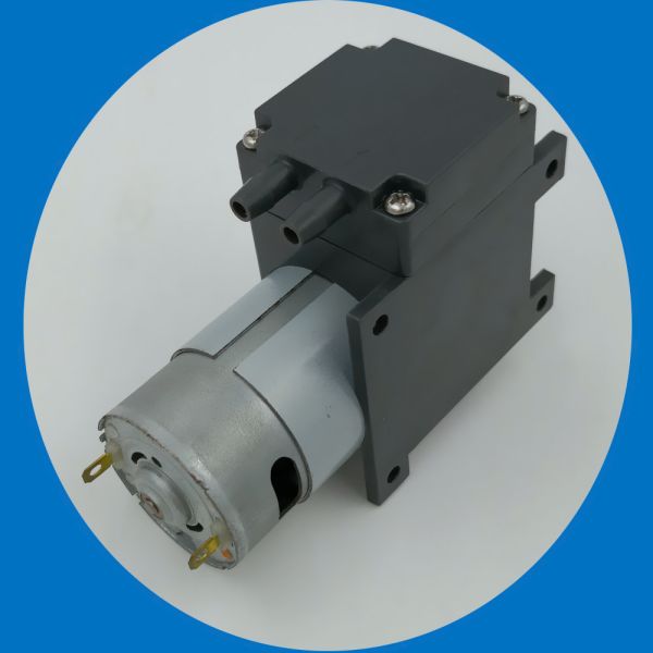 DC Brush 12 Volt Electric Brake Vacuum Pump Oil Resistance Good Consistency