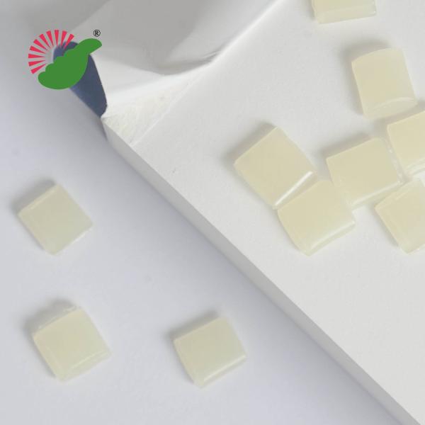 EVA Hot Melt Book Binding Glue Adhesive , Semi Transparent Pur Hot Melt Glue Adhesive Pellets For Flat Back Album