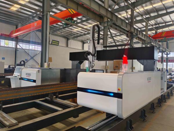 1200 mm largeur de coupe H faisceau machine de découpe laser avec Ec-Ophit tête laser et ± 0,03 mm de précision de positionnement
