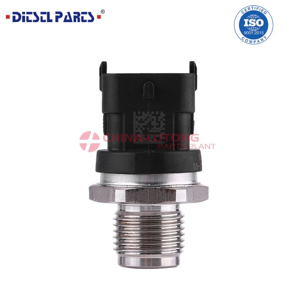 fuel rail pressure sensor euro car parts 68002436AB for fuel pressure sensor xc90
