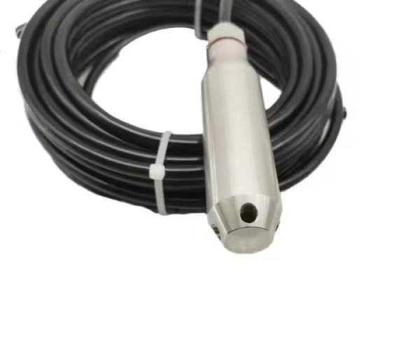 4-20mA Sortie sonde submersible de mesure du niveau de l'eau pour une installation facile et une mesure précise