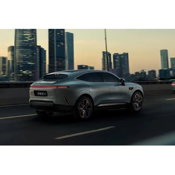 AVATR-11 2024 Dual Motor Electric Car with Panoramic Sunroof 555km NEDC Range and 200km/h High Speed Maximum Power 435kW