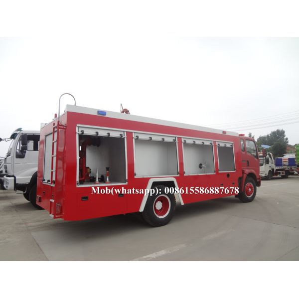 Fire Fighting Truck SINOTRUK HOWO 4x2  Airport Fire Truck