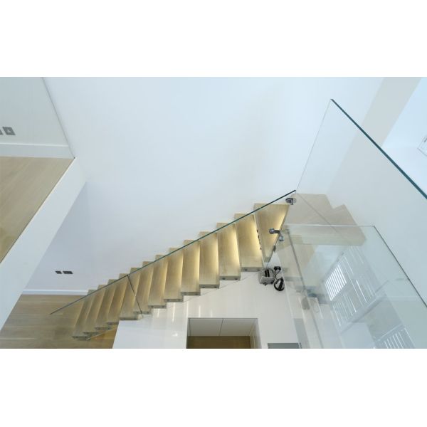 Solid Oak Wood Treads Building Floating Stairs With Tempered Glass Railing