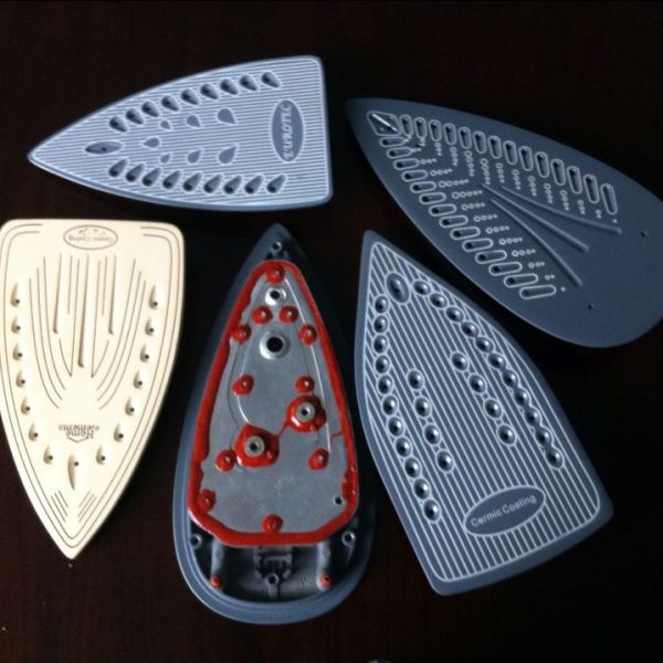 App-Controlled Household Electric Iron Soleplate Even Heat Distribution