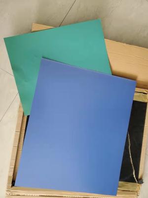 Um revestimento deslocou da placa térmica do CTP da impressão o tempo azul da saída da cor 22-26S