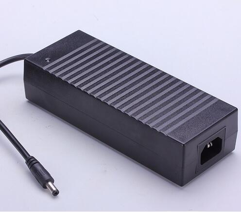 CCTVs 12v Power Adapter Level 5 / Ac To Dc Power Supply Adapter Vertical Type