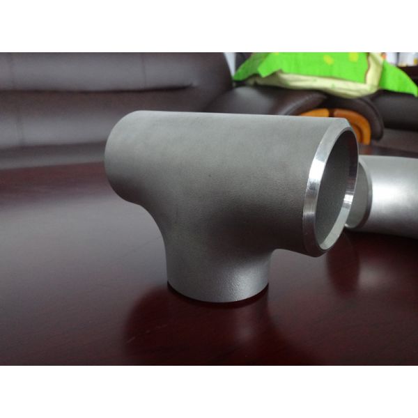 EN DIN ГОСТ (ГОСУДАРСТВЕННЫЙ СТАНДАРТ) JIS ANSI ASME тройника трубы стали углерода штуцеров Sch20 сварного соединения встык