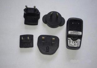 EU, UK, US, CH, AU plug 2.8V - 12V DC , 100V - 240V AC Universal USB Power Adapter