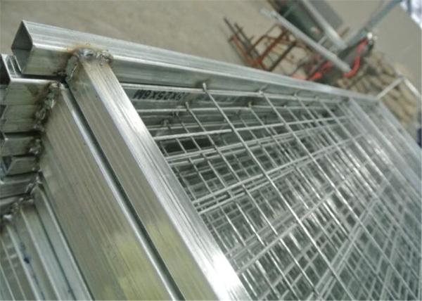 Powder Coated Red Construction Site Fencing Panels 6'x9.5' Mesh 50mm*100mm diameter 2.5mm wall thick 1.00mm