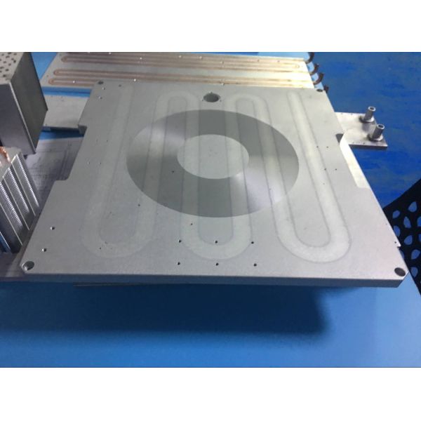 Water Cooled R20 Extruded Aluminum Heat Sinks 0.1mm Flatness