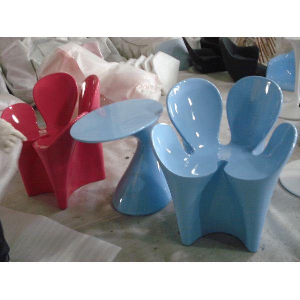 Ron Arad Clover Fiberglass Arm Chair Flower Shape Customized For Living Room