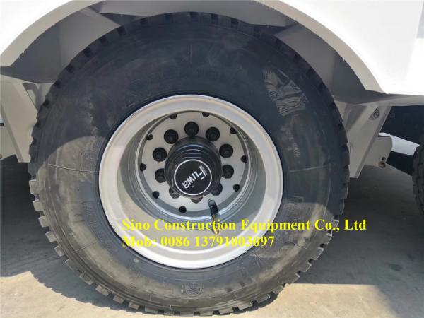 Sinotruk Heavy Duty Semi Trailers 3 Axles Low Bed Semi Trailer With Hydraulic Ladder
