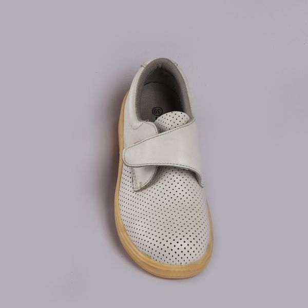 Oil Resistant Unisex Lace Up Low Cut Safety Shoes White Upper Color Leather Mesh PU Metal Eyelets