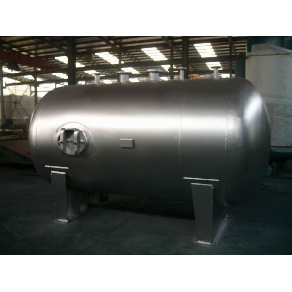 Mirror Polish Sanitary 304 Stainless Steel Storage Tank With Insulated Jacket