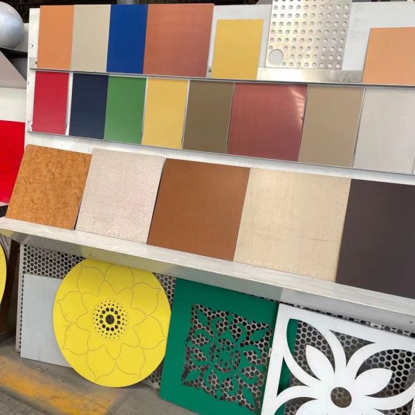 1060 H18 3003 H24 Цвет стены занавески Алюминиевая катушка PE или PVDF покрытие