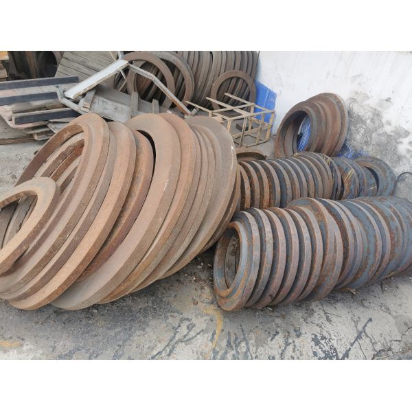 Carbon Steel JIS B2220 40K Pipe Plate Flange PLRF Raised Face A105 for Industrial Application