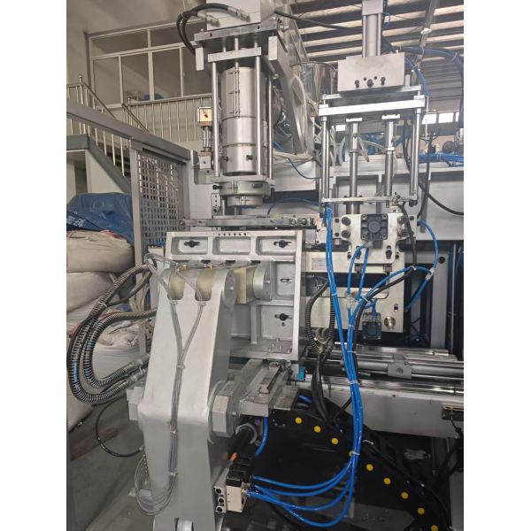 Automatic High-Speed Extrusion Blow Molding Machine with 30L Oil Tank Capacity for Multi-Material HDPE PE PP PC 5 Gallon Containers