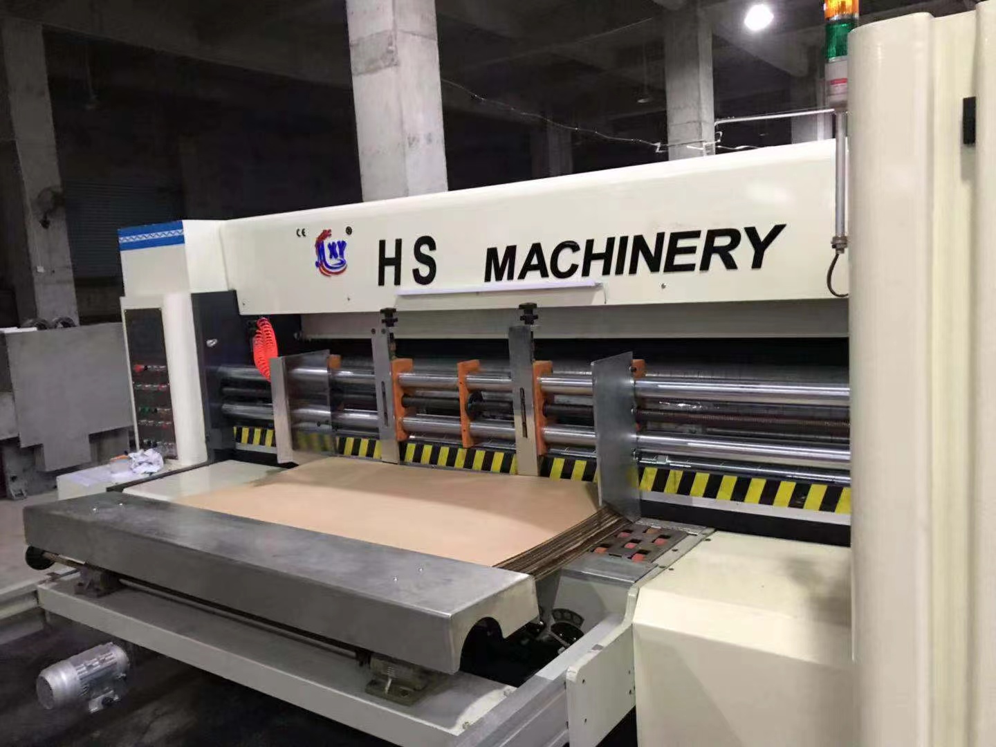 Машина Slotter принтера печатной машины Flexo цвета Paperboard 4