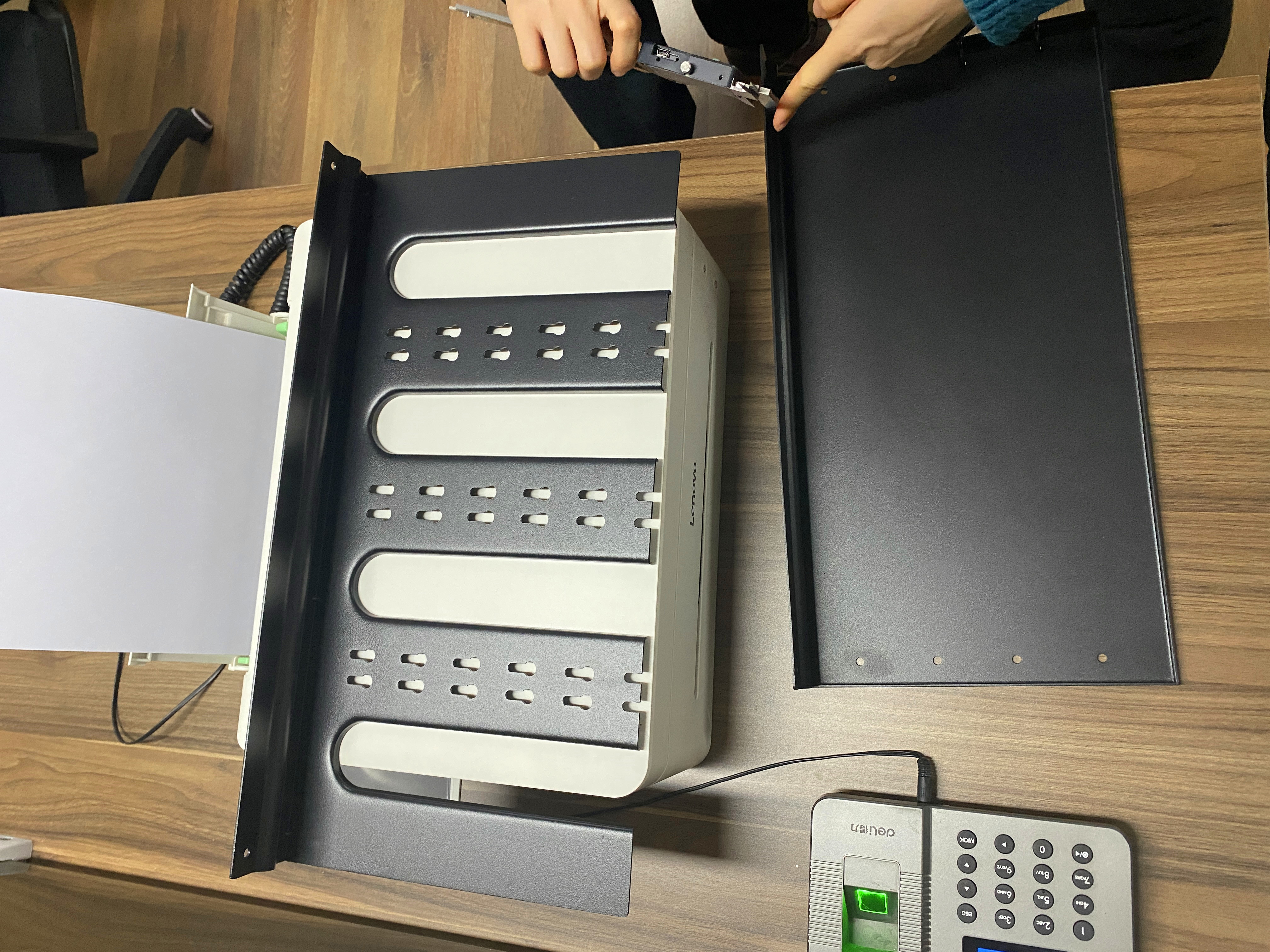 Силовой удар держатель аккумулятора гараж Пегборд Управляющий инструмент Управляющий отвёрткой