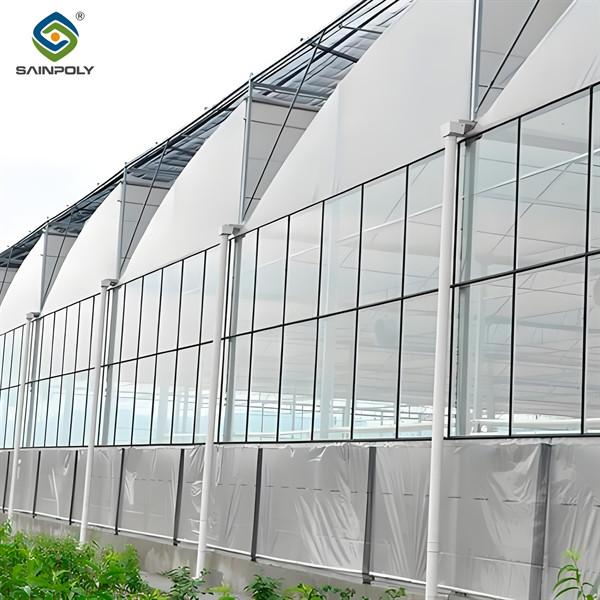 Galvanized Steel Gothic Shaped Greenhouse Snow Resistance With Ventilation System