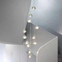 Hôtel décoration Escalier en cristal Pendant lumière avec boule transparente et corps en cristal