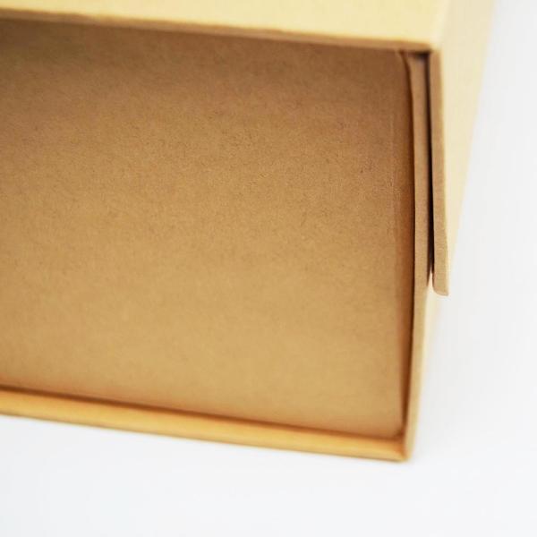Caja de regalo de cartón con cierre magnético para embalajes de ropa y zapatos impresos a medida