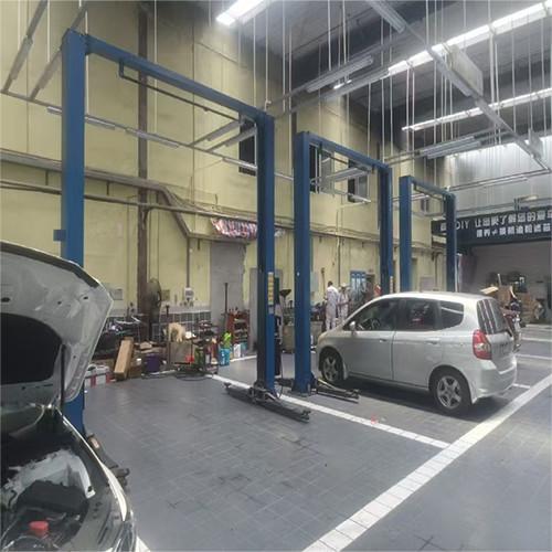 T245MZ Garages Two Post Car Hoist For Without Chains