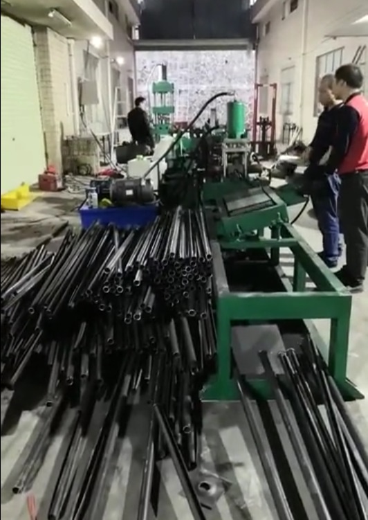 Разделение устанавливает утес 4mm Rollformers анкера с частью кольца формируя и сваривая