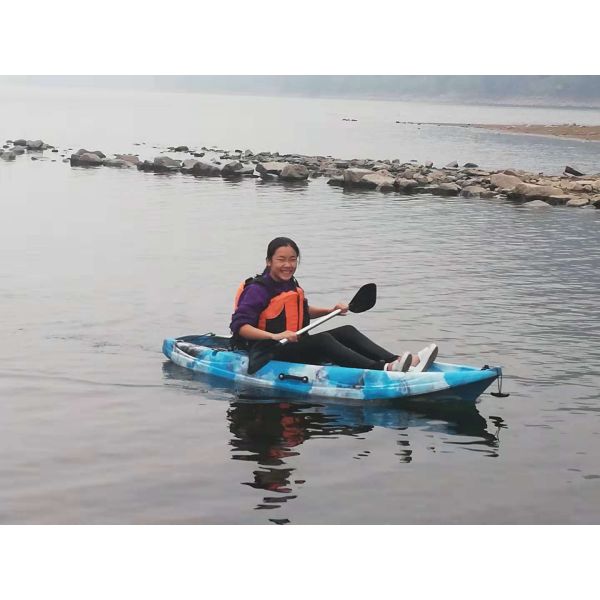 Plastic Hull Children'S Sit On Top Kayak / Solo Youth Kayak 220*66*25CM Size