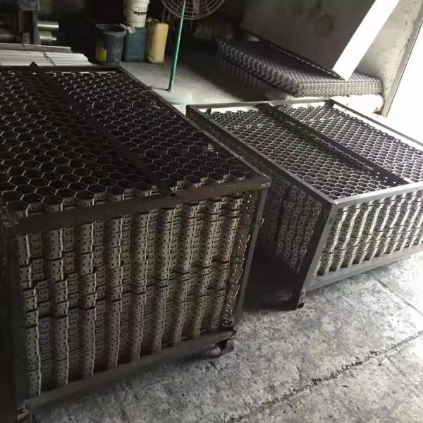 Grade 310S 410S Stainless Steel Tortoiseshell Net 10-40mm Height